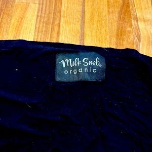 Milk snob organic nursing or carrier cover. Black.